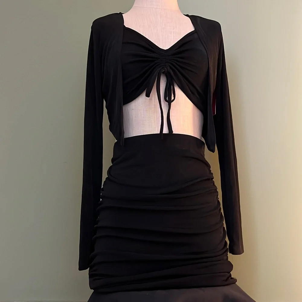 Three piece outfit - Picture 1 of 6